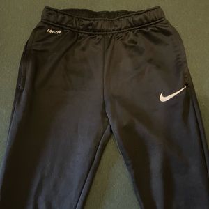 Nike dry fit joggers